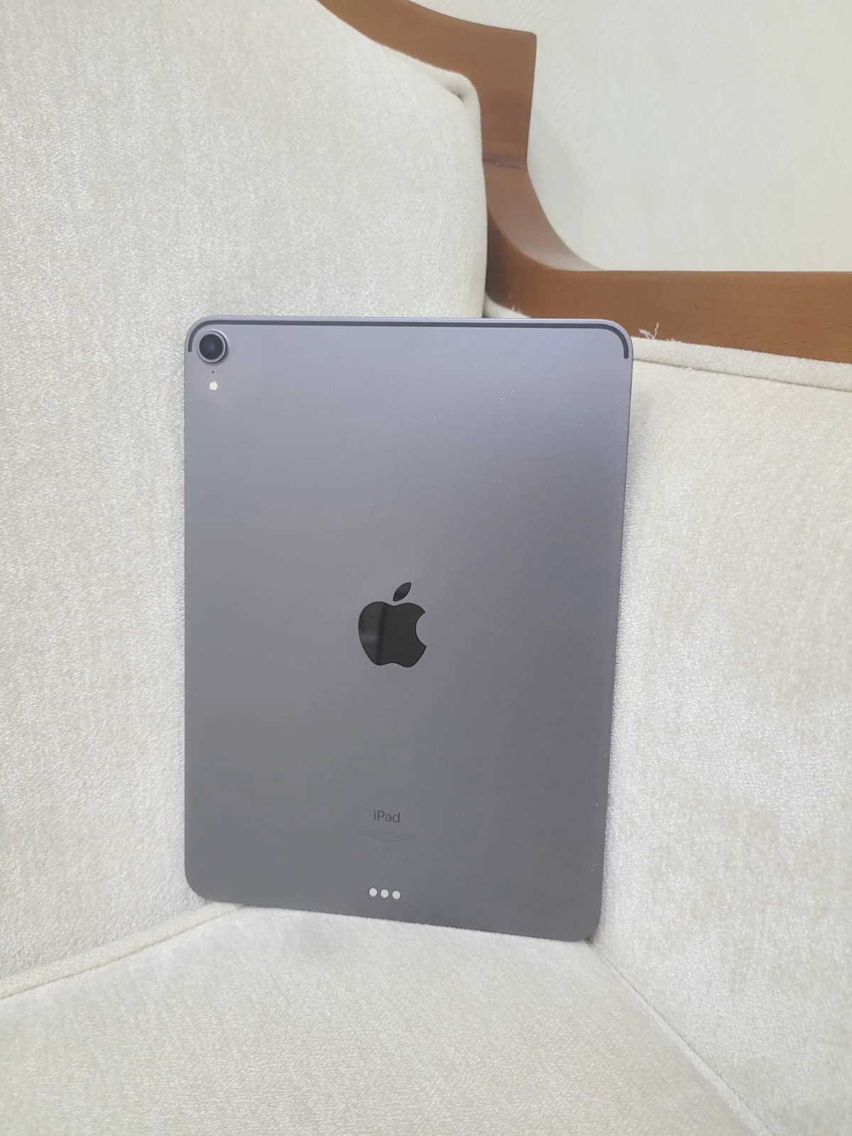 Apple iPad Pro, 256GB - 11" Screen - Wi-Fi, Space Grey - 95042 - Image 3