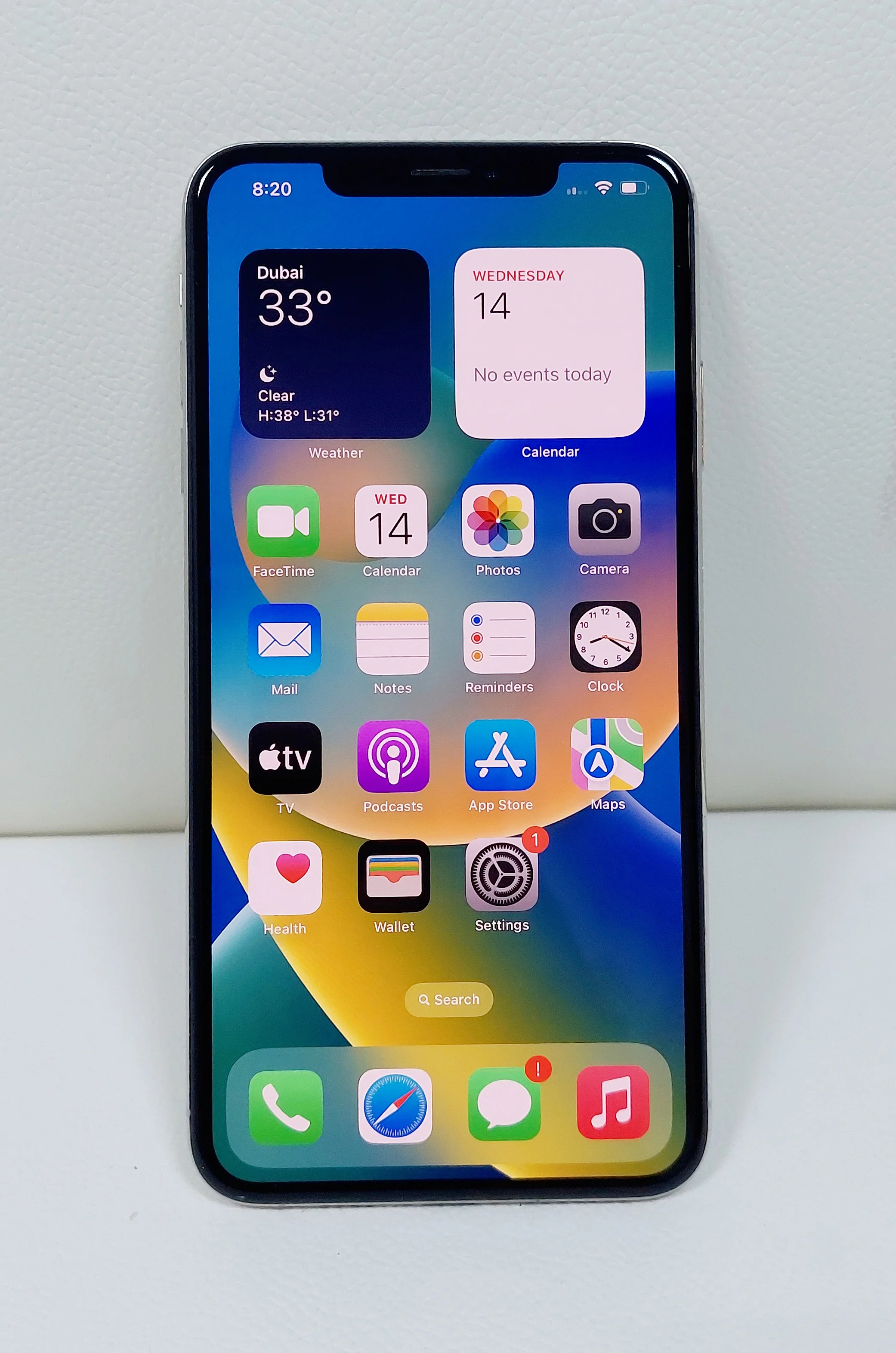 Apple iPhone XS Max with FaceTime - 64GB, 4G LTE, White - Image 2