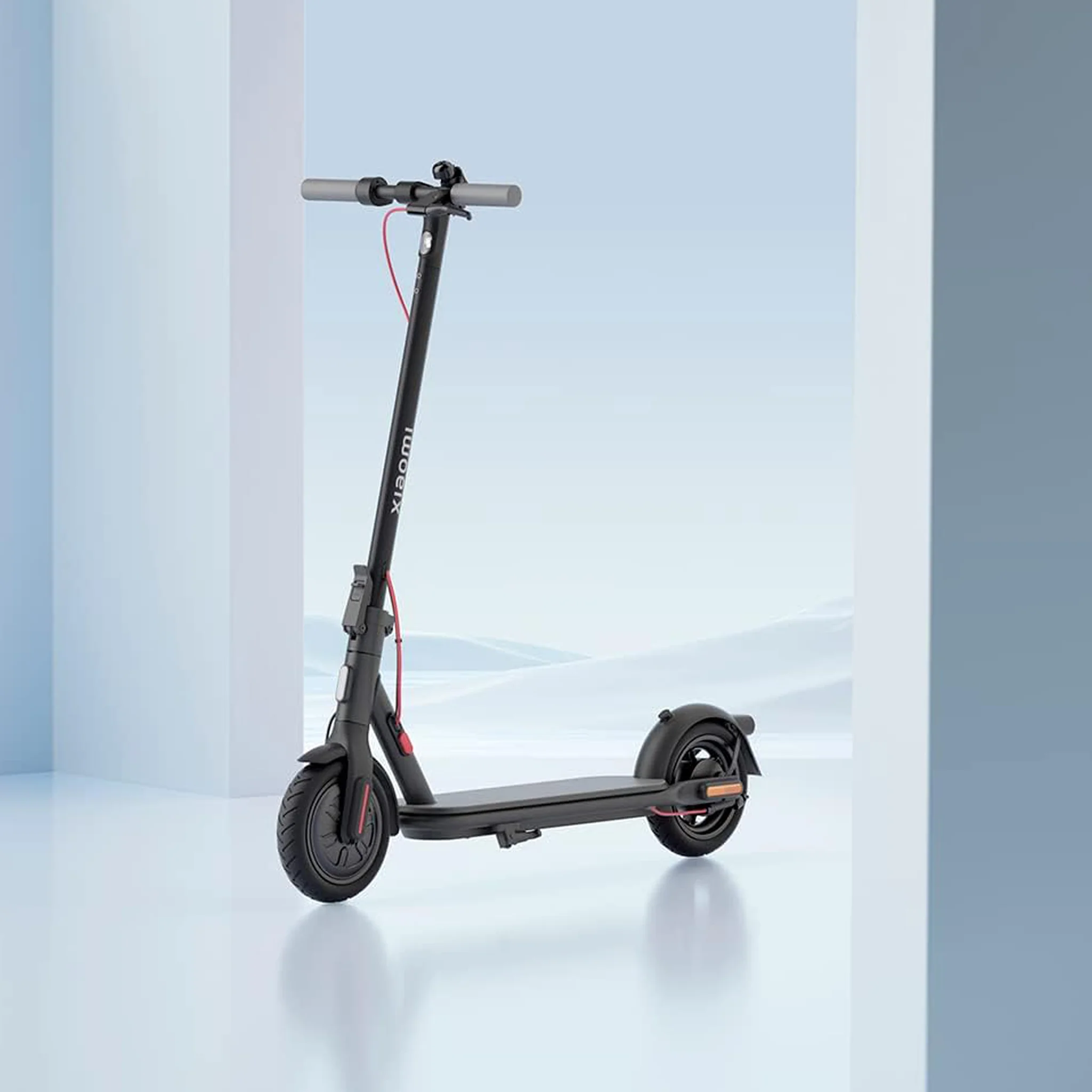 Xiaomi Electric Scooter with Dual Break System, 4 Lite - Image 5
